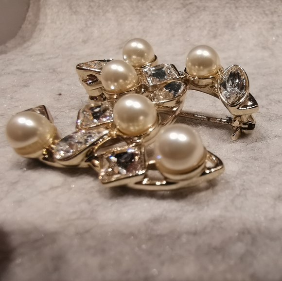 💯 Chanel pearl / rhinestones brooch - Picture 11 of 11